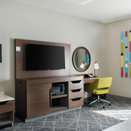 Hampton Inn And Suites Tulsa Central Екстериор снимка