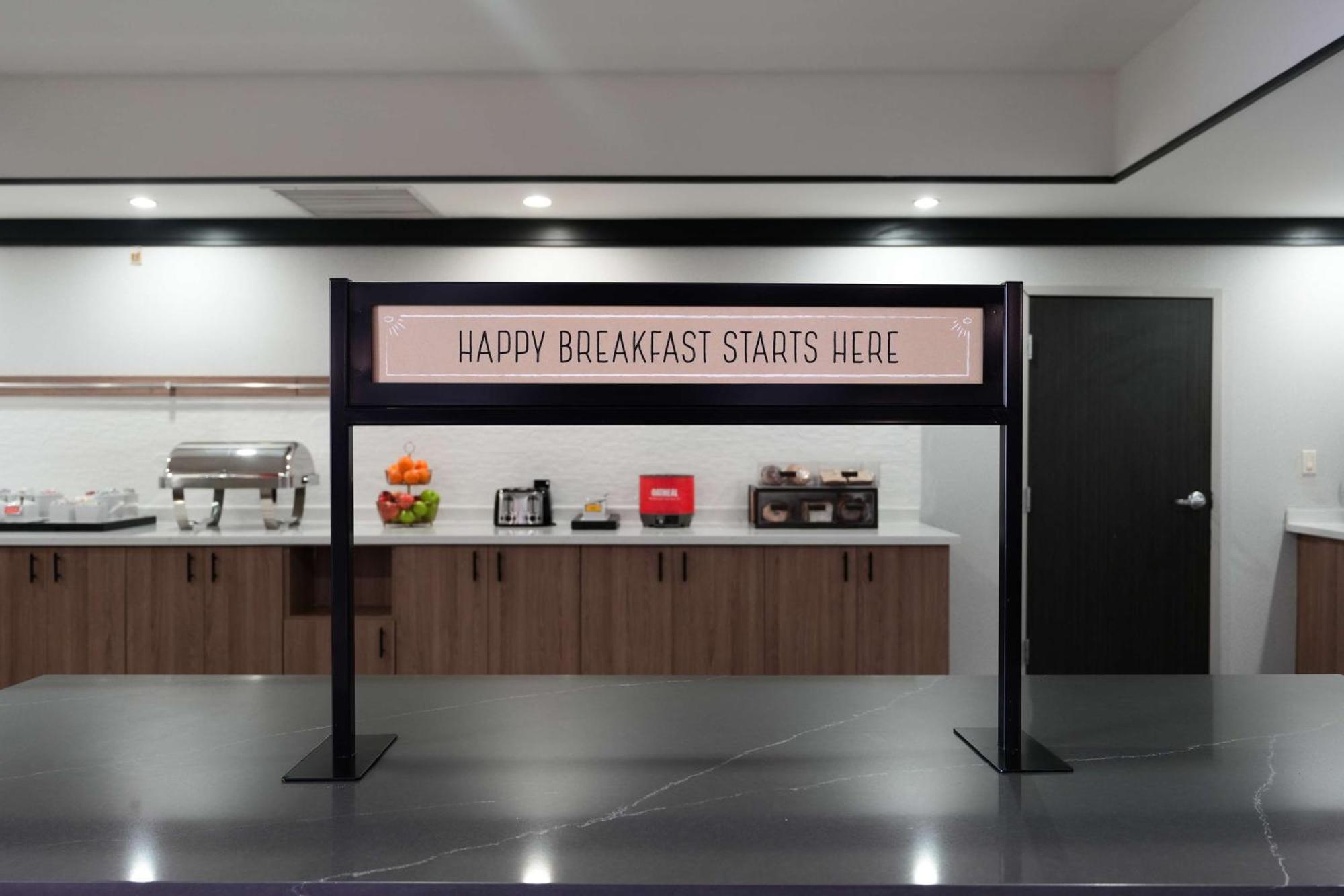 Hampton Inn And Suites Tulsa Central Екстериор снимка