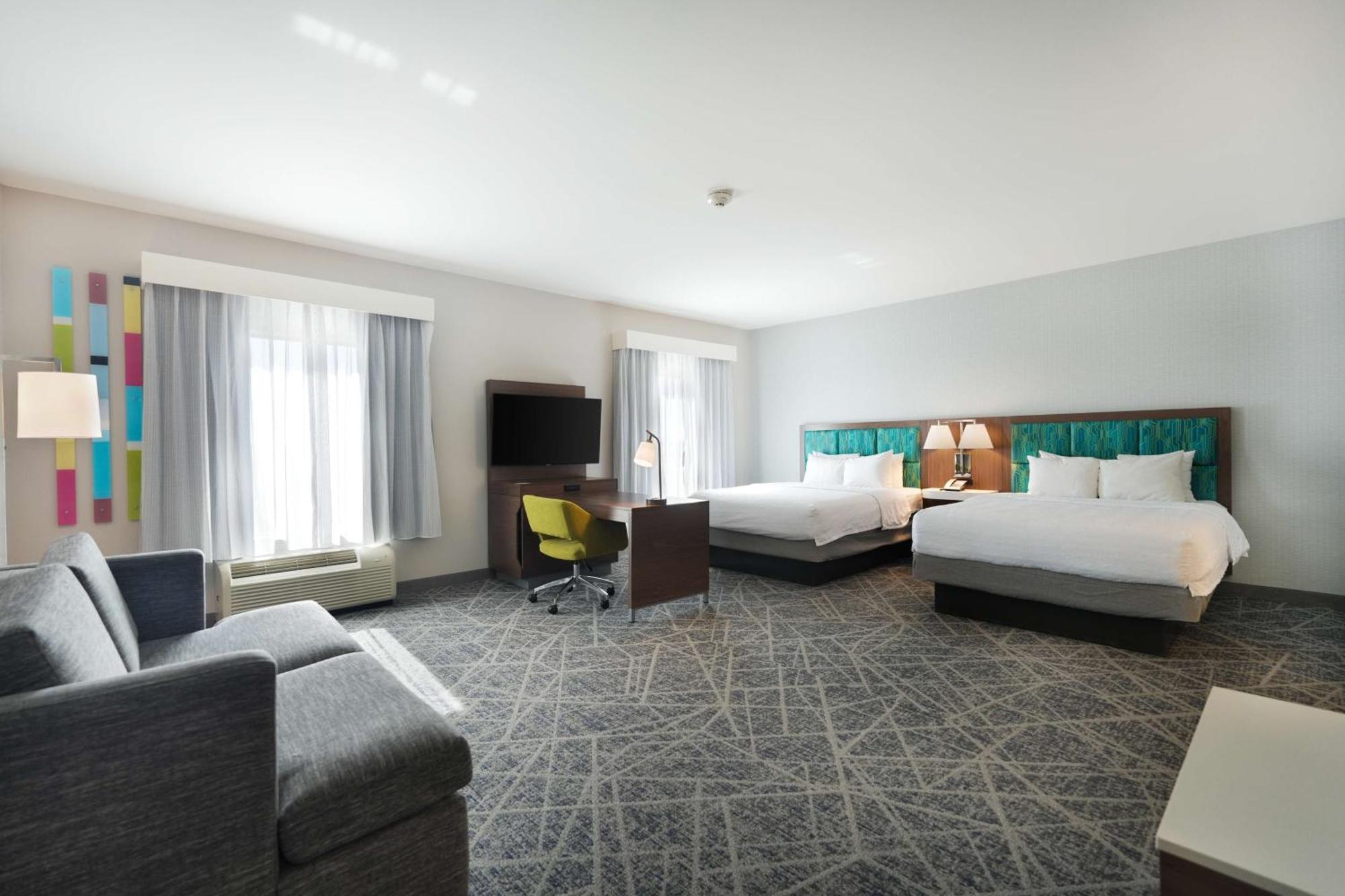 Hampton Inn And Suites Tulsa Central Екстериор снимка